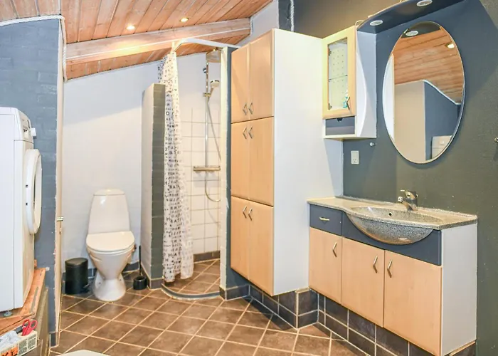 Stunning In With Wifi Сasa de vacaciones *